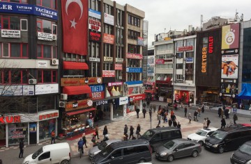 Bakırköy İstanbul Caddesinde Satılık Dükkan